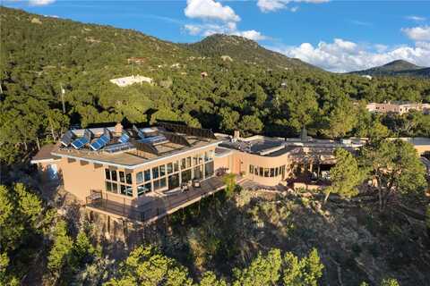 6 Overlook Road, Santa Fe, NM 87505