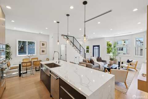 331 London Street, San Francisco, CA 94112