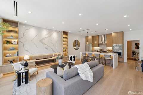 331 London Street, San Francisco, CA 94112