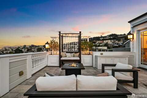 729 Douglass Street, San Francisco, CA 94114
