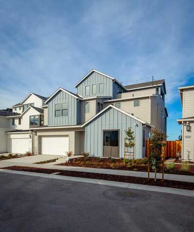 2413 Ocean Bluff Ave., Marina, CA 93933