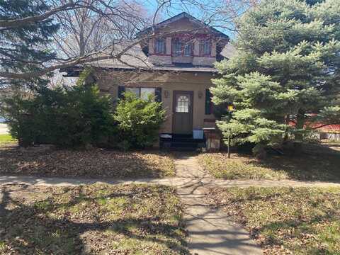 1204 9th Street, Nevada, IA 50201