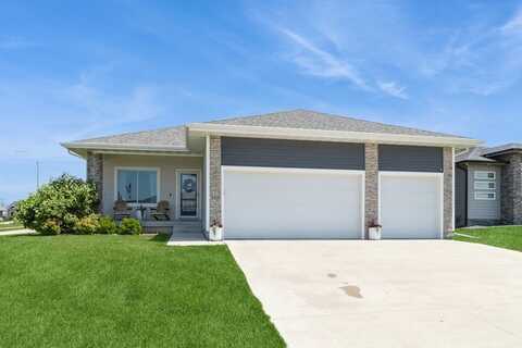 5419 166th Court, Urbandale, IA 50323