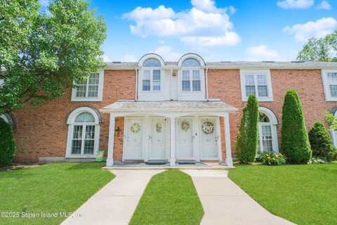 51 Village Lane, Staten Island, NY 10312