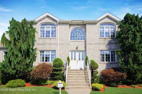 7 Trent Street, Staten Island, NY 10308