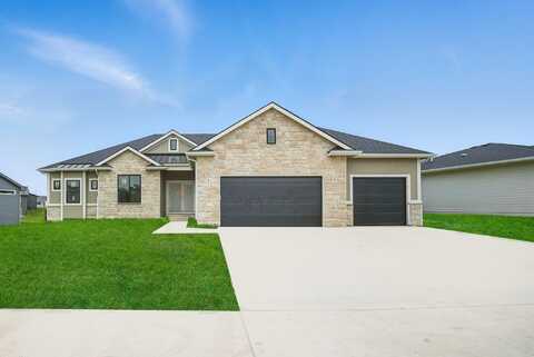 135 NW Alderleaf Drive, Waukee, IA 50263