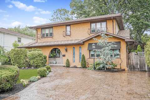 3569 Richmond Road, Staten Island, NY 10306