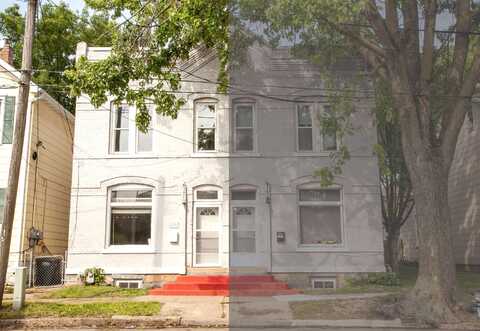 2255 Jackson, Dubuque, IA 52001