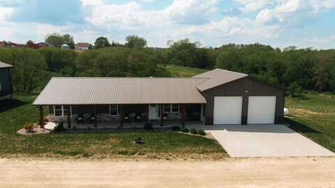 209 Grace, Garnavillo, IA 52049