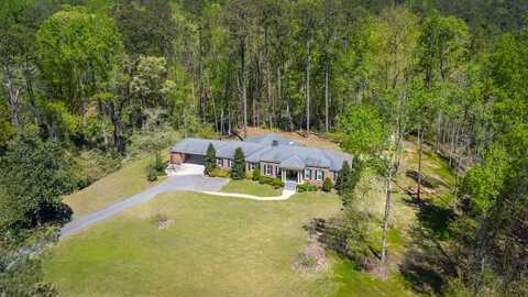 950 Fox Ridge Rd, Eufaula, AL 36027
