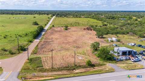 2424 US Hwy 59, Goliad, TX 77963