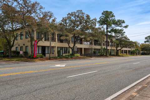 139 Beal Pkwy Parkway, Fort Walton Beach, FL 32548