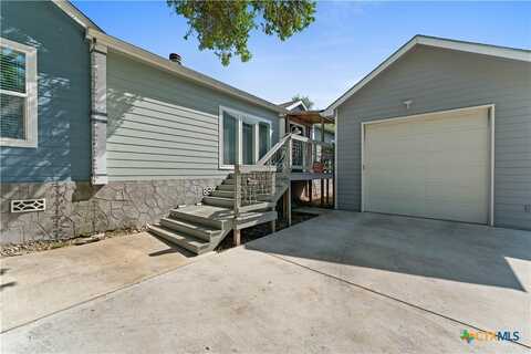 1512 Deer Run Pass, Canyon Lake, TX 78133