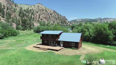 5 Sky Trail Lane, North Fork, ID 83466
