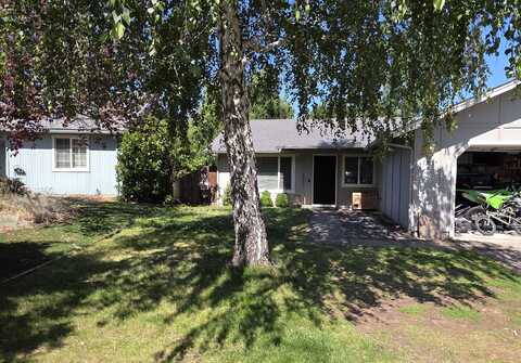 123 Eagle View Drive, Eagle Point, OR 97524