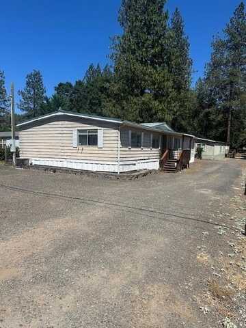62 Erickson Avenue, Shady Cove, OR 97539