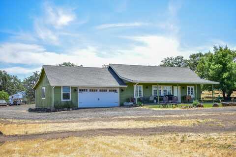 304 Ayres Road, Eagle Point, OR 97524