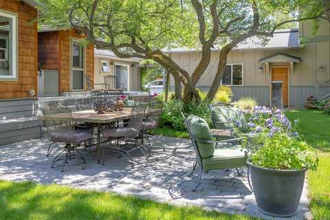 125 S Hiawatha Dr, Blaine County, ID 83333