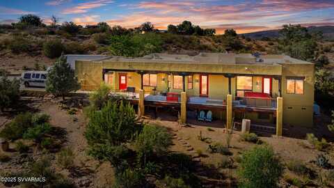 1625 S Desert Holly Tr, Cornville, AZ 86325