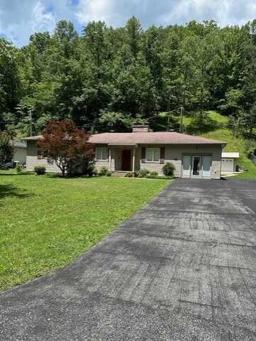 367 Chloe Rd., Pikeville, KY 41501