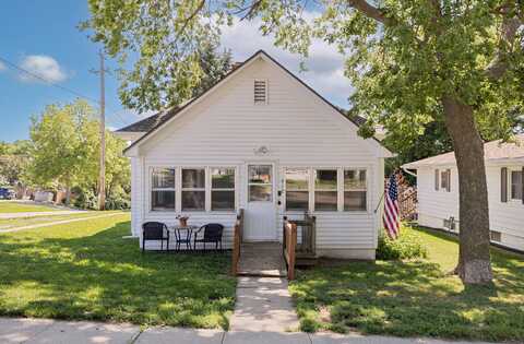 412 PARK Street, MINDEN, IA 51553