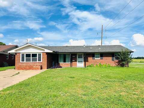 1913 S Johnson St, Enid, OK 73703