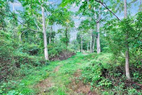 965 Breakwater Road, Mattituck, NY 11952