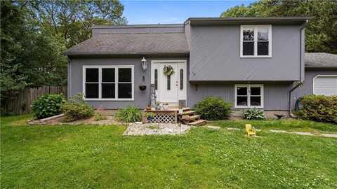 14 Deer Run Drive, Coventry, RI 02816