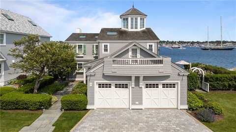 19 Defenders Row, Newport, RI 02840