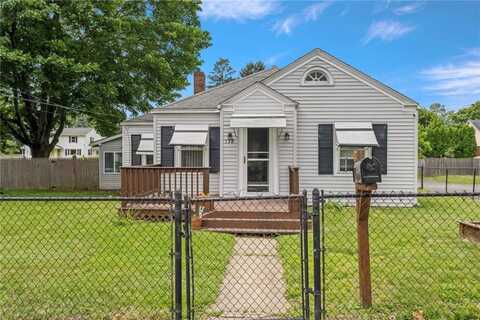 132 West Street, West Warwick, RI 02893