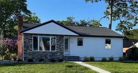 55 Brookfield Drive, Cranston, RI 02920