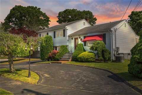 35 Benjamin Avenue, Cranston, RI 02920