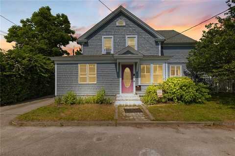 4 S Cornell Avenue, Warren, RI 02885