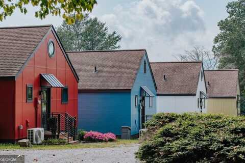 834 Lower Bell Creek RD, Hiawassee, GA 30546