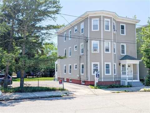5 Stearns Street, Pawtucket, RI 02861