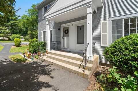 9 Eagle Run, Warwick, RI 02818