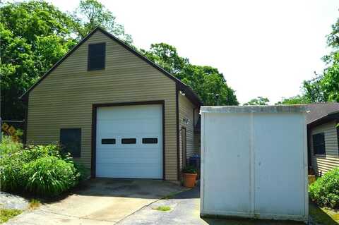 11 Buckeye Brook Road, Charlestown, RI 02813