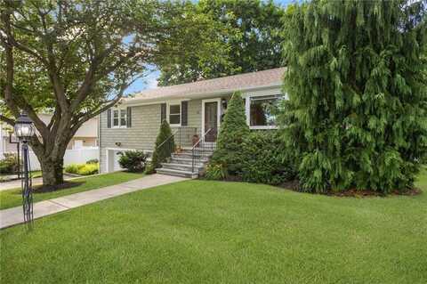 25 Rosewood Drive, North Providence, RI 02904
