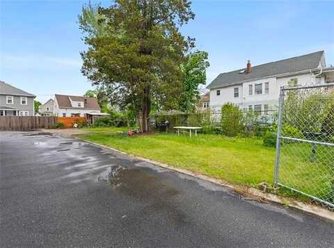 91 Detroit Avenue, Providence, RI 02907