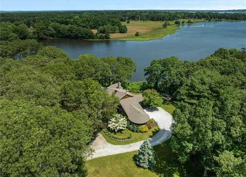 17 Pojac Point Road, North Kingstown, RI 02852