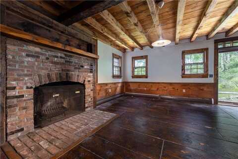 84 Skunk Hill Road, Hopkinton, RI 02832