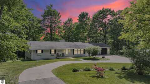 4301B W Sanborn Road, Lake City, MI 49651