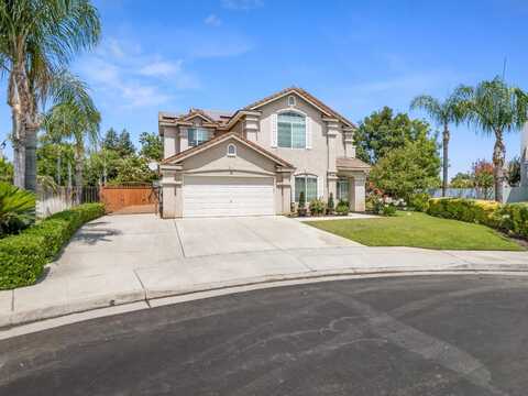180 Anderson Avenue N, Clovis, CA 93612