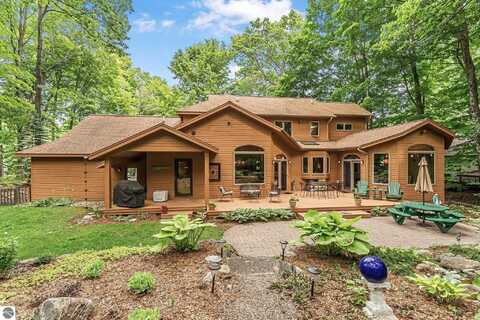10614 S Monaco Way, Traverse City, MI 49684