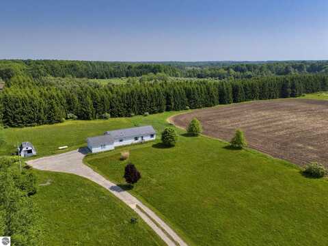 8484 Zue Road, Buckley, MI 49620