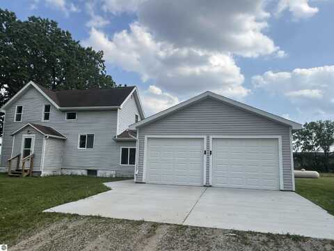 2507 N Lincoln Road, Rosebush, MI 48878