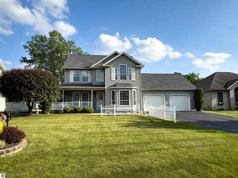 318 Red Maple Lane, Shepherd, MI 48883