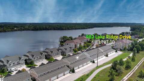 982 Lake Ridge Drive, Traverse City, MI 49684