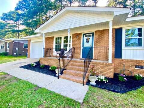 704 Edgehill Road, Fayetteville, NC 28314