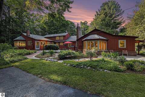 7822 W Welch Road, Empire, MI 49630